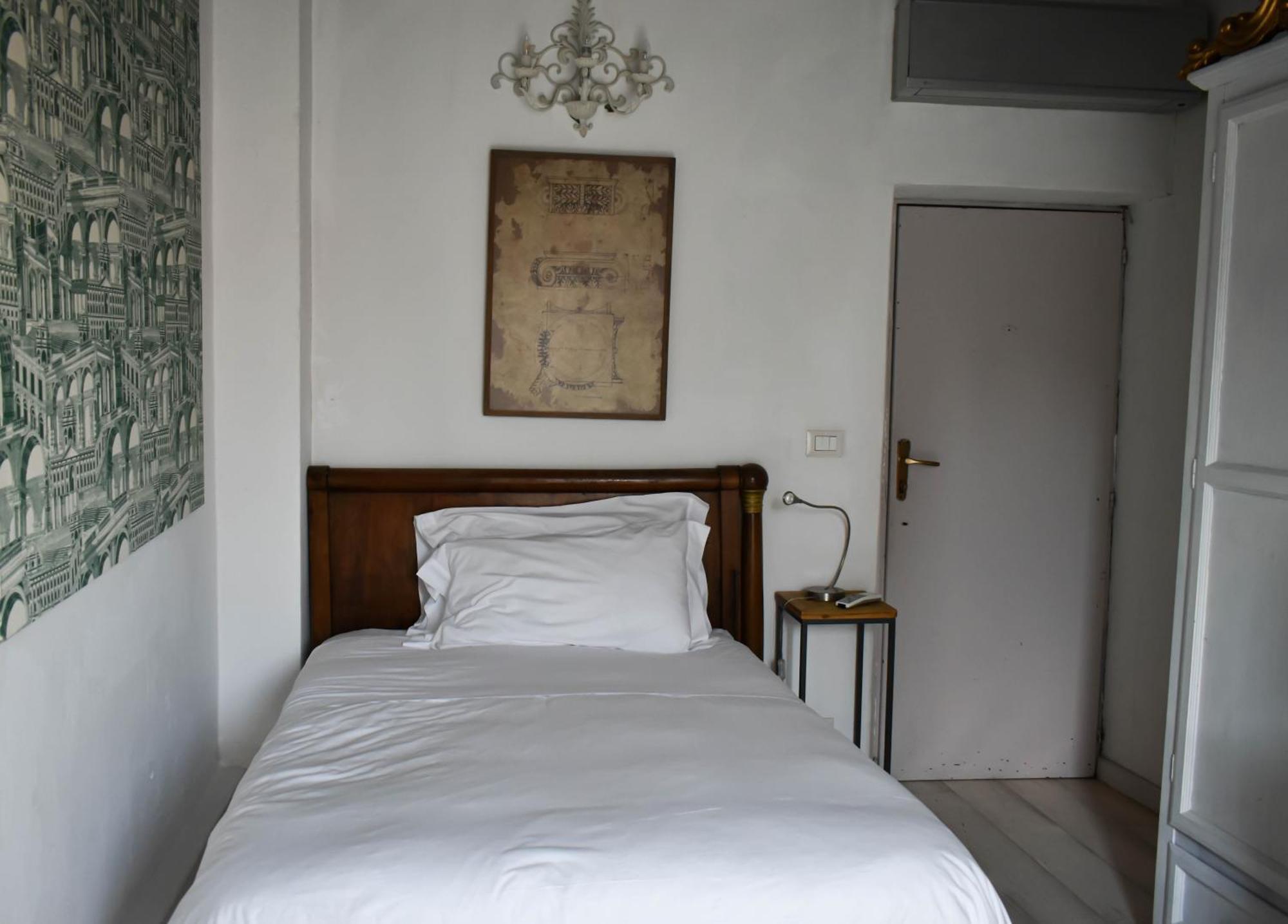 パヴィーア Le Stanze Del Cardinale Bed & Breakfast エクステリア 写真