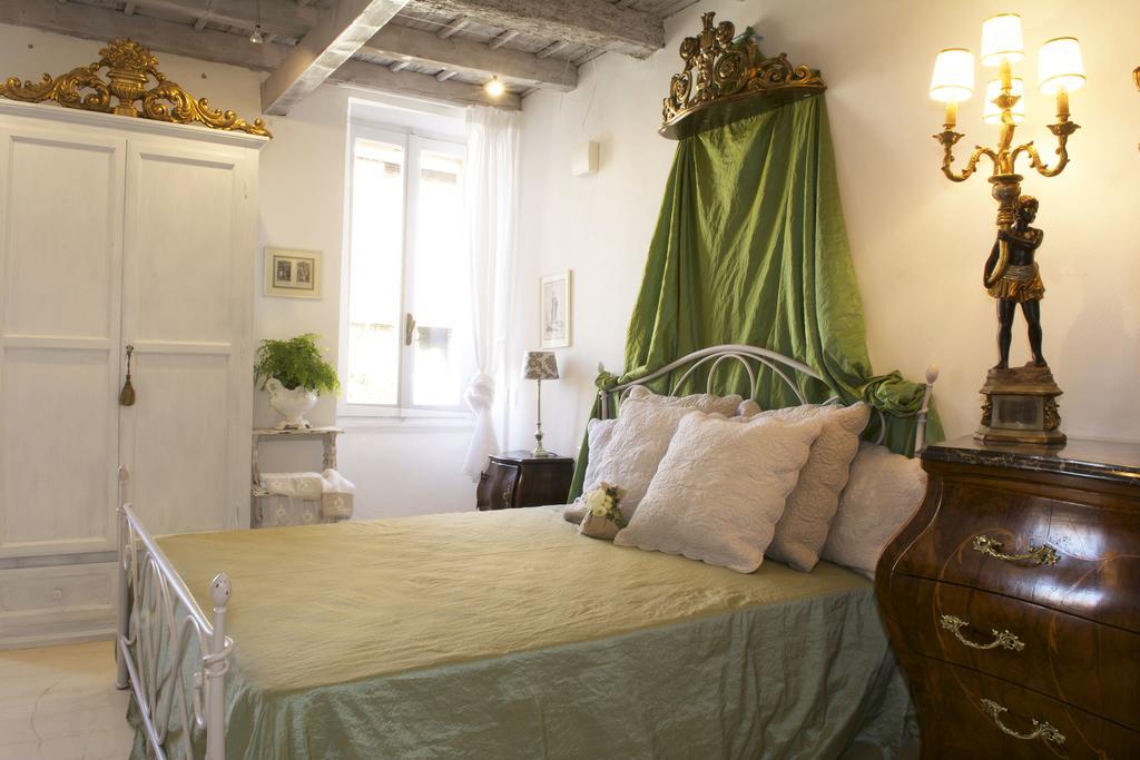 パヴィーア Le Stanze Del Cardinale Bed & Breakfast 部屋 写真